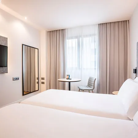 Szálloda Innside By Melia Oceanic Valencia