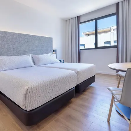 فندق Innside By Melia Oceanic فالنسيا