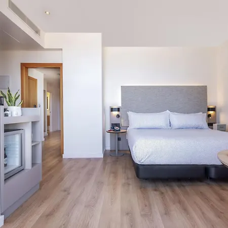 Innside By Melia Oceanic 4* فالنسيا