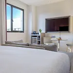 Отель Innside By Melia Valencia Oceanic 4*