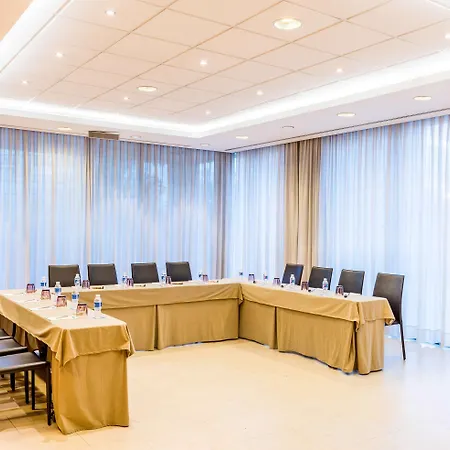 Hotel Oceanic Affiliated By Meliá 4*