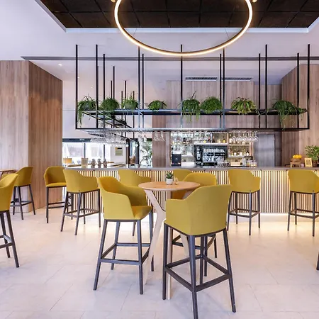 Hotel Oceanic Affiliated By Meliá Valenza