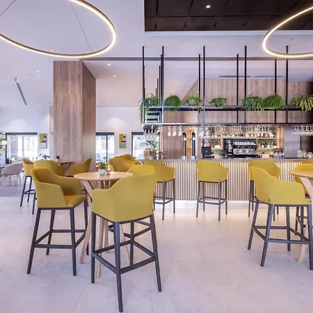 Oceanic Affiliated By Meliá Hotel Valenza